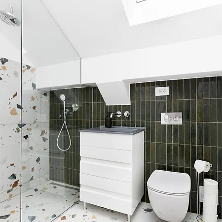 Peak - Old Town - By Cityhost Aparthotel Brasov