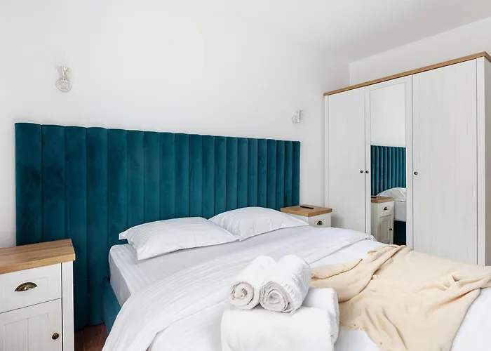 Aparthotel Peak - Old Town - By Cityhost