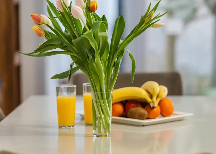 Peak - Old Town - By Cityhost 4*