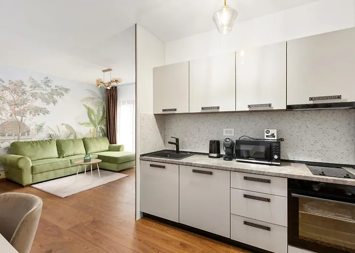 Peak - Old Town - By Cityhost Aparthotel Brasov