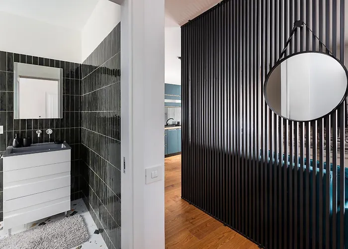 Aparthotel Peak - Old Town - By Cityhost Brasov