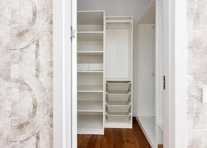 Peak - Old Town - By Cityhost 4* Brasov