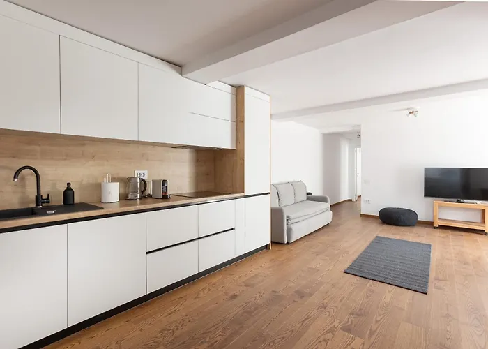 Aparthotel Peak - Old Town - By Cityhost 4*