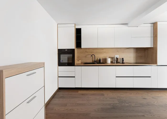 Peak - Old Town - By Cityhost Aparthotel 4*