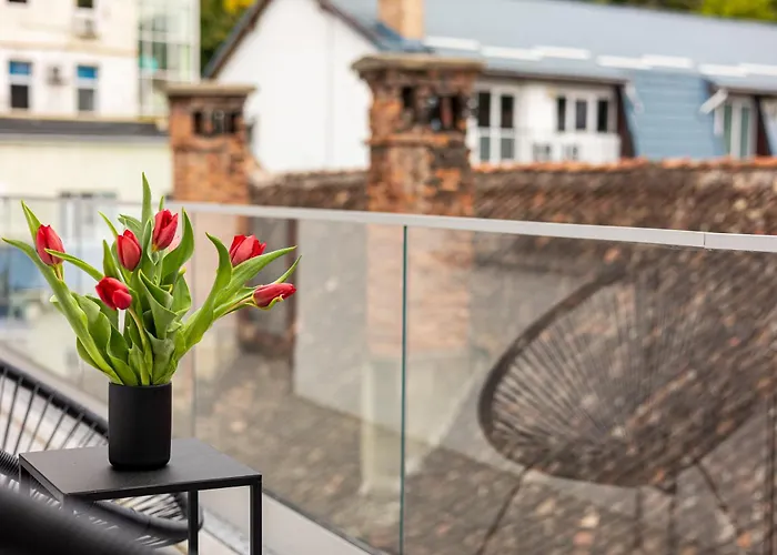 Peak - Old Town - By Cityhost 4*