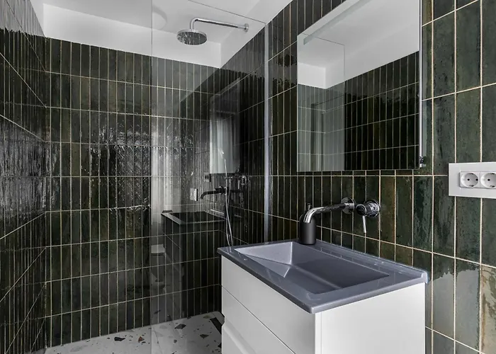 Peak - Old Town - By Cityhost