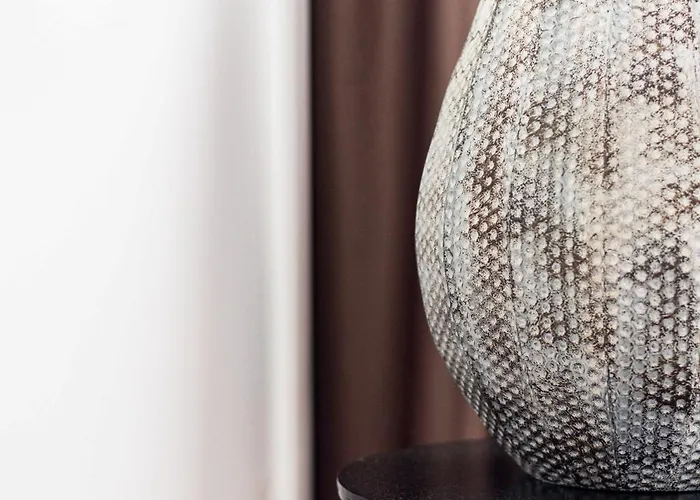 Aparthotel Peak - Old Town - By Cityhost 4*