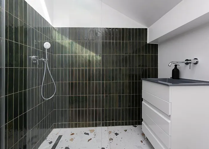 Peak - Old Town - By Cityhost